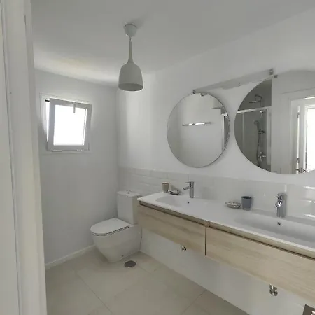 Villa Perla Blanca En Playa Blanca Exterior photo