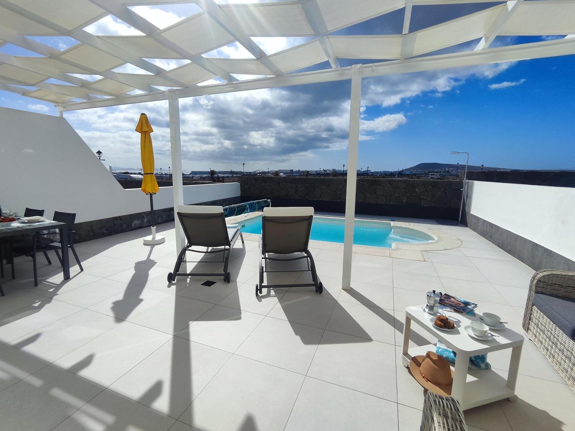 Holiday home Perla Blanca En